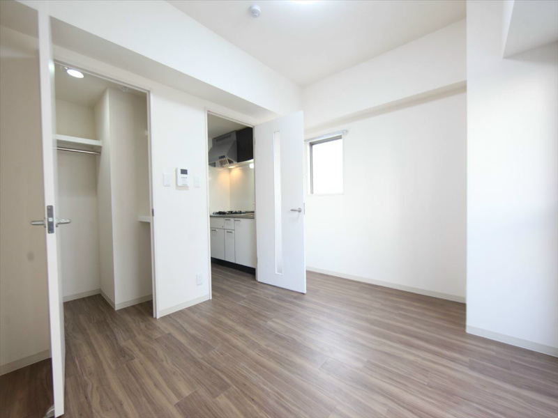 居室・リビング　洋室7帖　ウォークインクローゼット（収納充実してます）