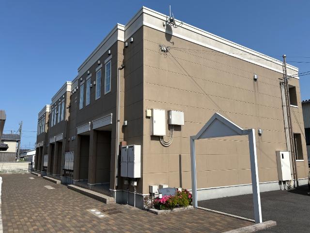 建物外観　外観写真（昼）