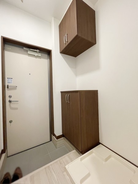 玄関　※他部屋参考写真