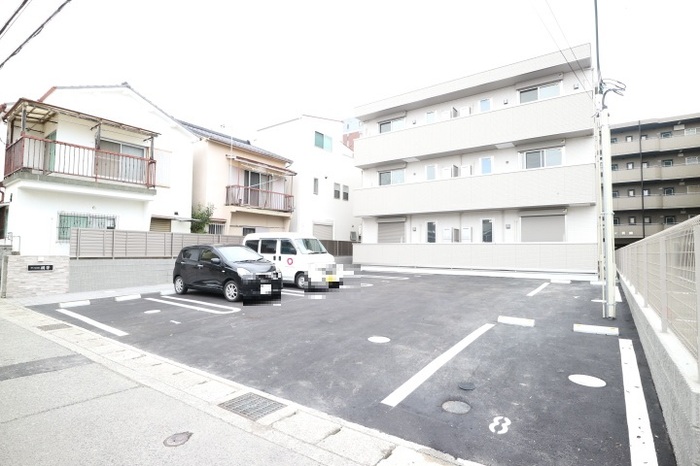 駐車場　駐車場