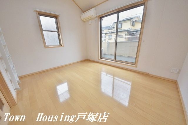 居室・リビング　★★柔らかいお色味のフローリング★★