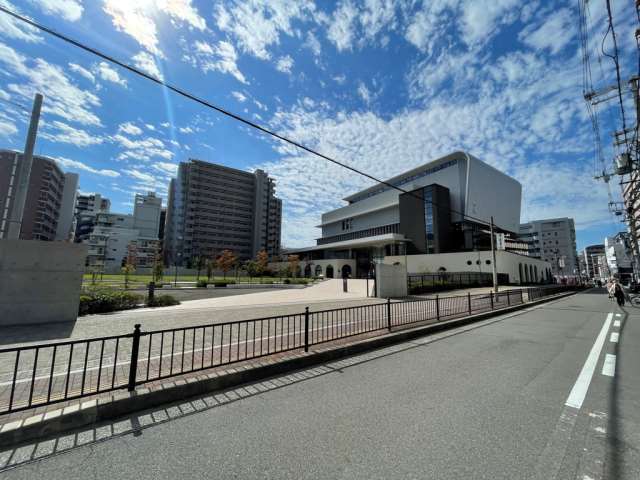 大学・短大　大阪商業大学アミューズメント産業研究所（大学・短大）まで433m