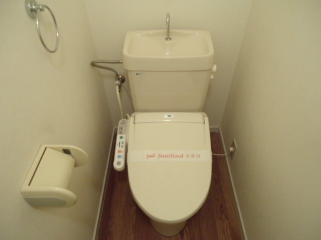 トイレ　シャワー付トイレ