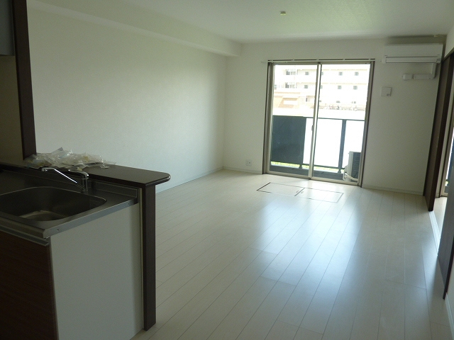 居室・リビング　リビング