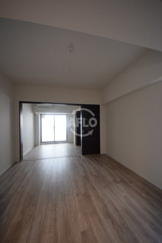 居室・リビング　ラクラス堺筋本町　リビング