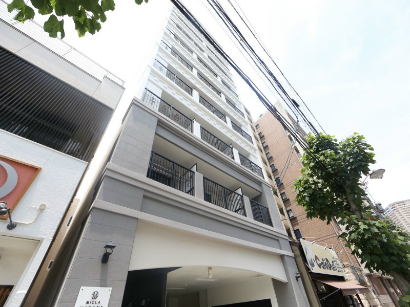 建物外観　外観　オートロック　防犯カメラ　宅配BOX