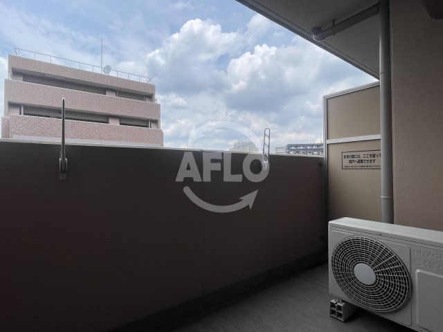 バルコニー　リッツ新大阪　バルコニー