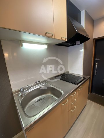 キッチン　ポプラの樹　キッチン