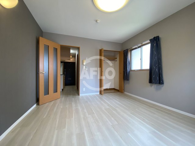 居室・リビング　ポプラの樹　洋室