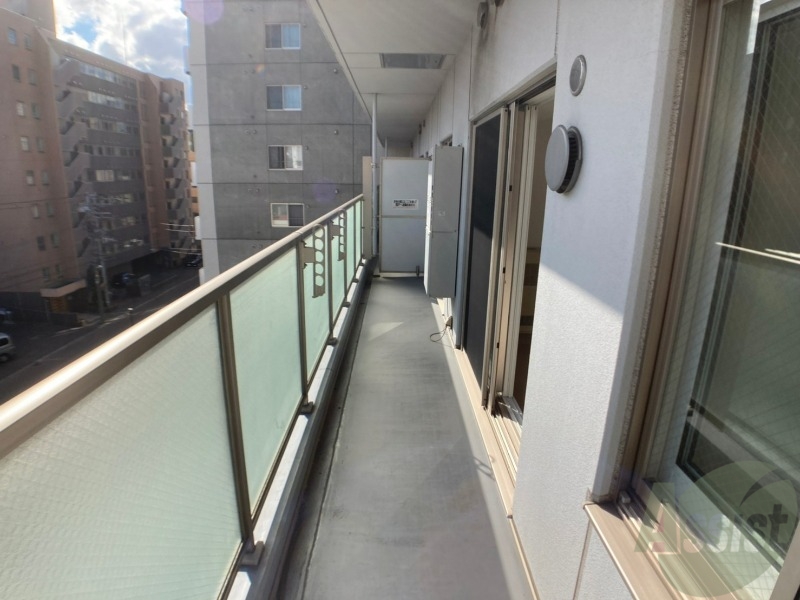 バルコニー　バルコニーです。洗濯物を干したり一息ついたりできますね！