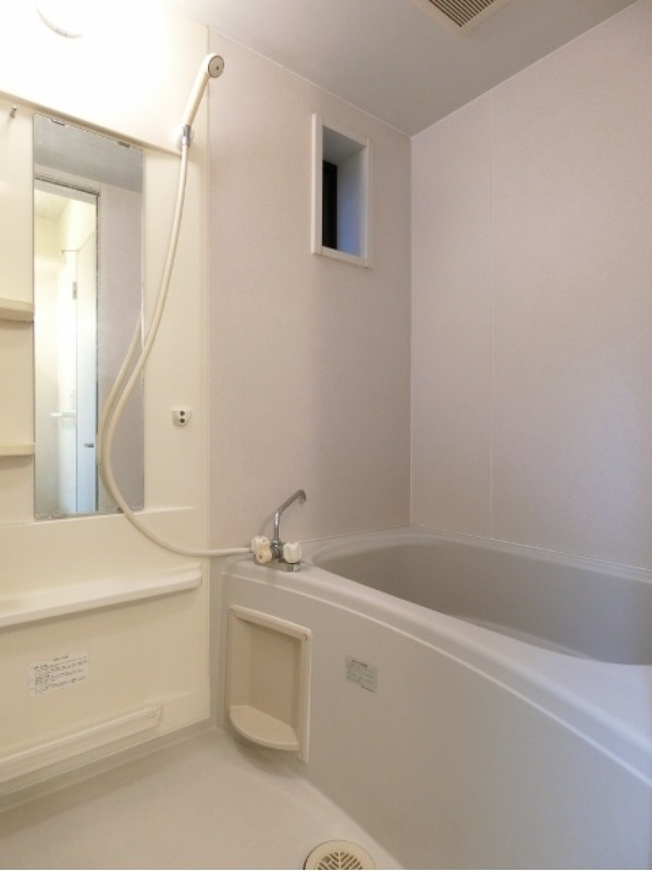 バス・シャワールーム　図面と現状に相違がある場合には現状を優先