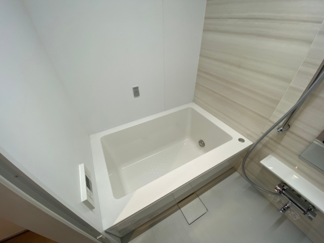 バス・シャワールーム　※別部屋の参考写真です。