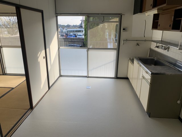 居室・リビング　南向きで明るいお部屋です！