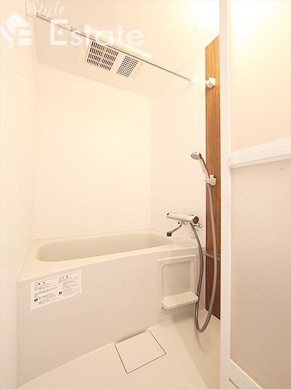 バス・シャワールーム　バスルーム