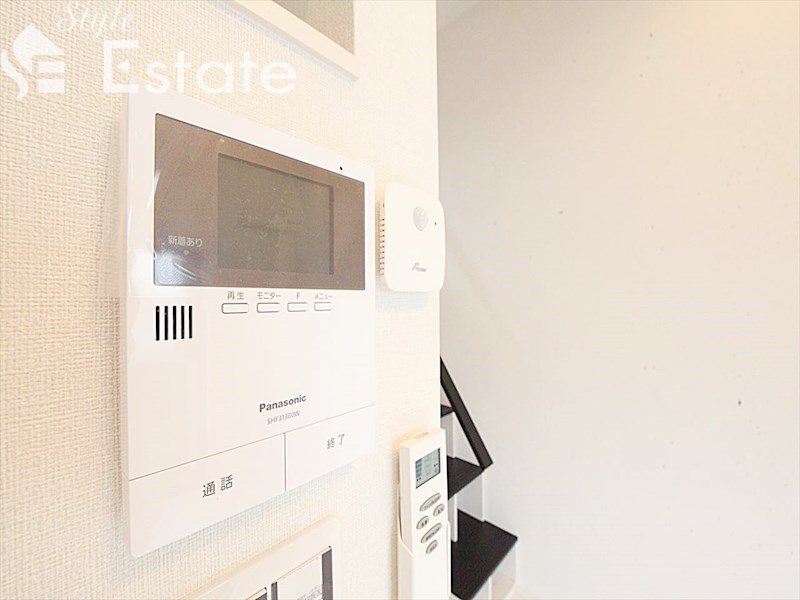 セキュリティ　モニター付きインターホン