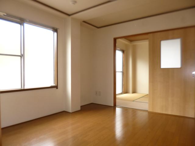 居室・リビング　居室