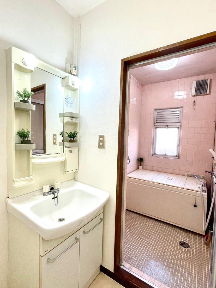 バス・シャワールーム　他のお部屋の参考写真