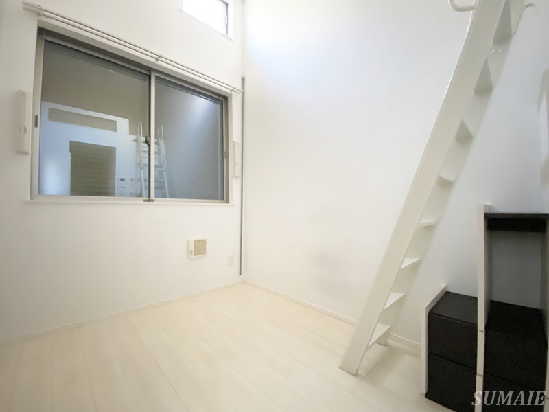 居室・リビング　5帖のリビングです☆