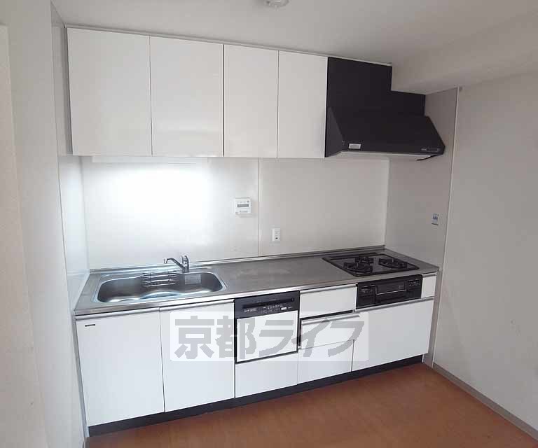 キッチン　大きなキッチンです