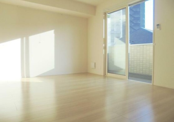 居室・リビング　コルノリザイア