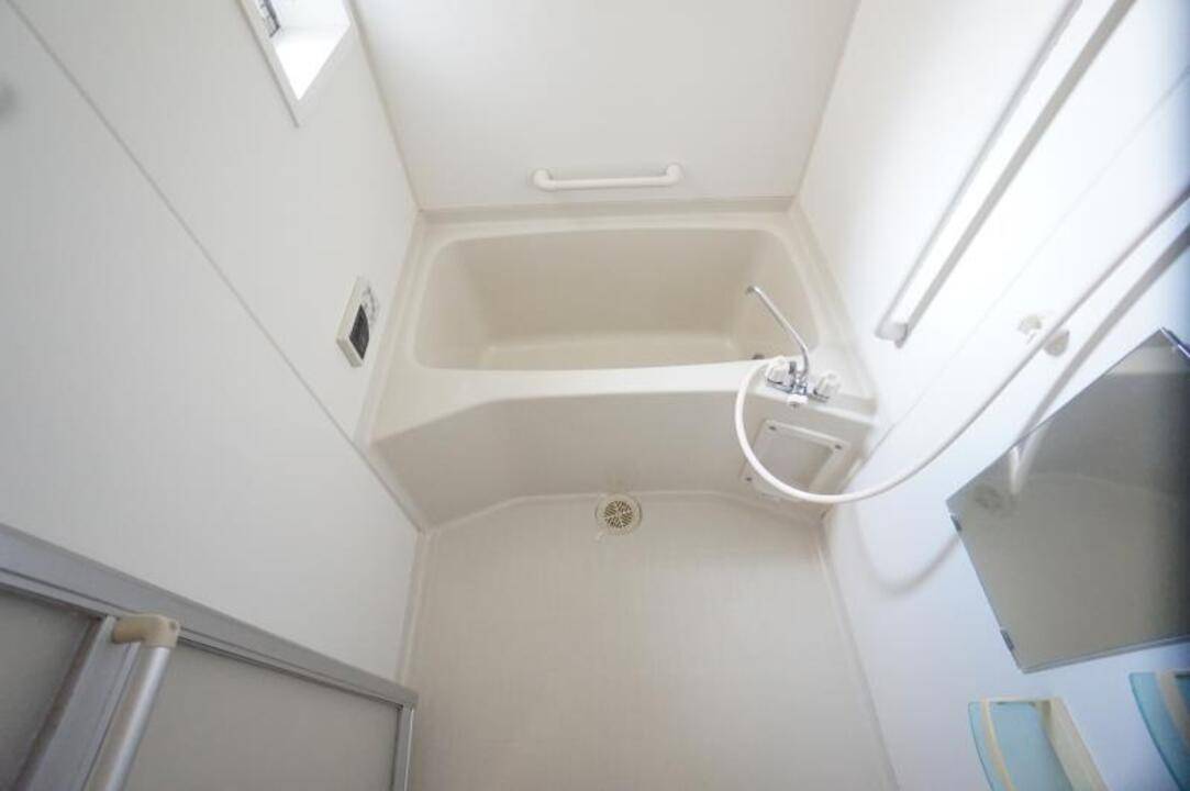 バス・シャワールーム　浴室