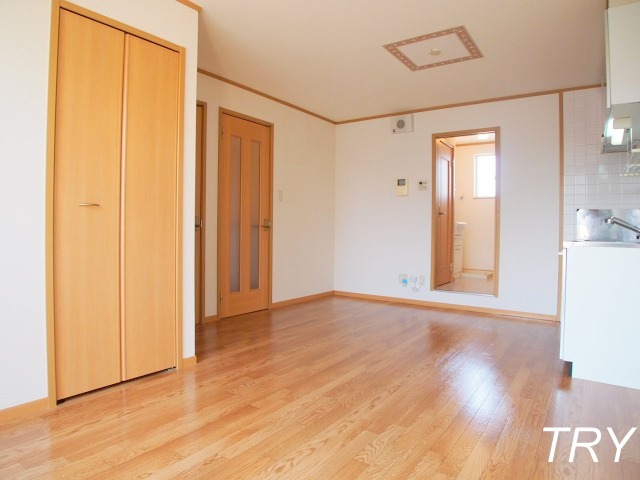 居室・リビング　南向きのリビング！