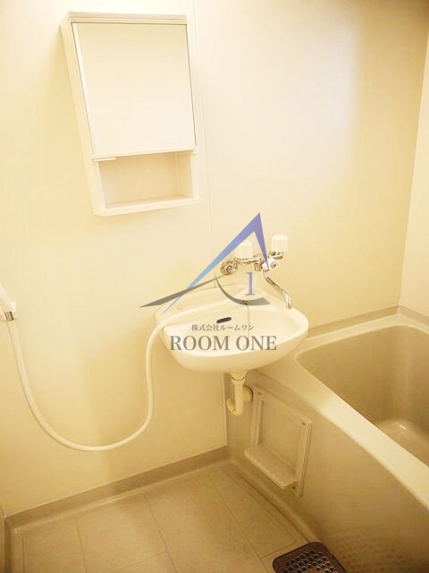 バス・シャワールーム　お風呂です。