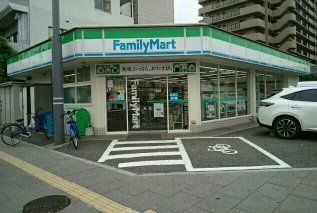 コンビニ　ファミリーマート京屋宿院店（コンビニ）まで900m
