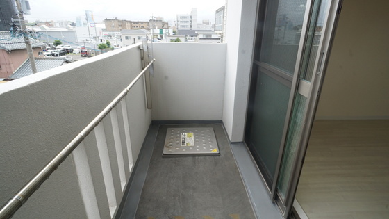バルコニー　ベランダ
