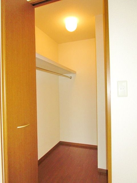 収納　★ウォークインクローゼット★