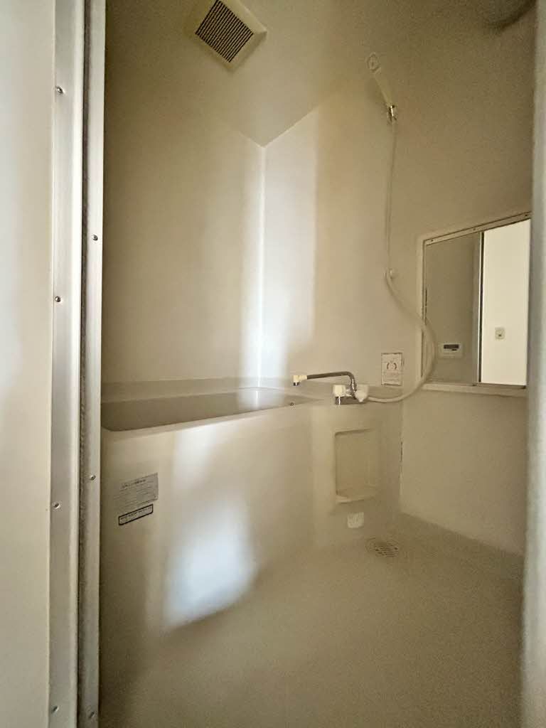 バス・シャワールーム　浴室