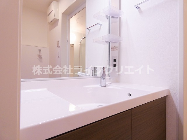 洗面設備　※室内写真は同ハウスメーカー施工イメージとなります。