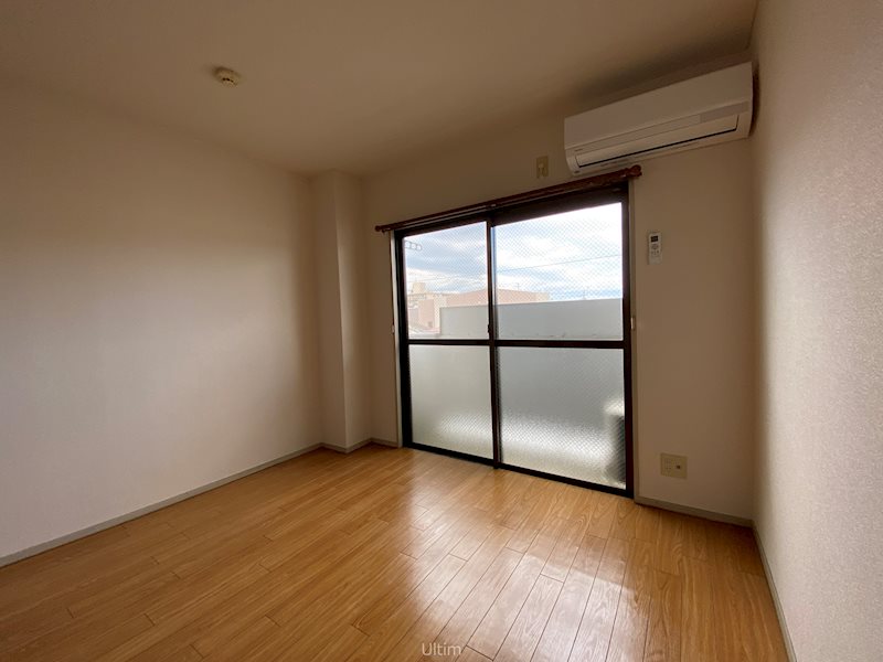 居室・リビング　同じタイプのお部屋の写真です。ご参考までに