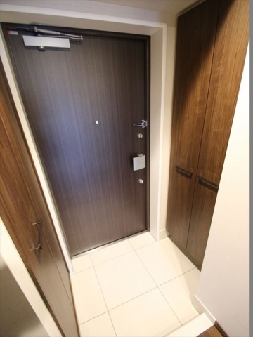 玄関　シューズクローゼットありますよ♪