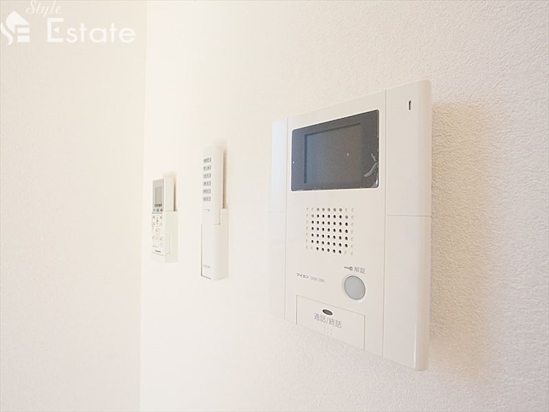 セキュリティ　モニター付きインターホン