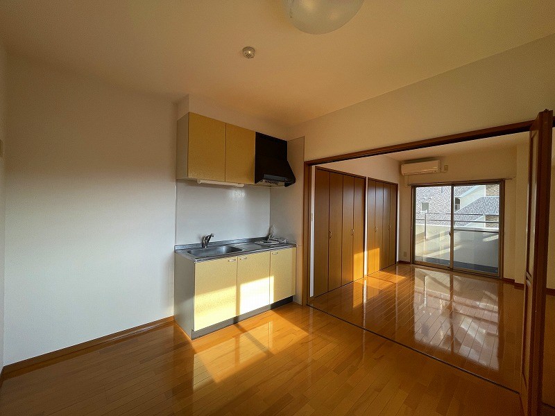 居室・リビング　別室参照