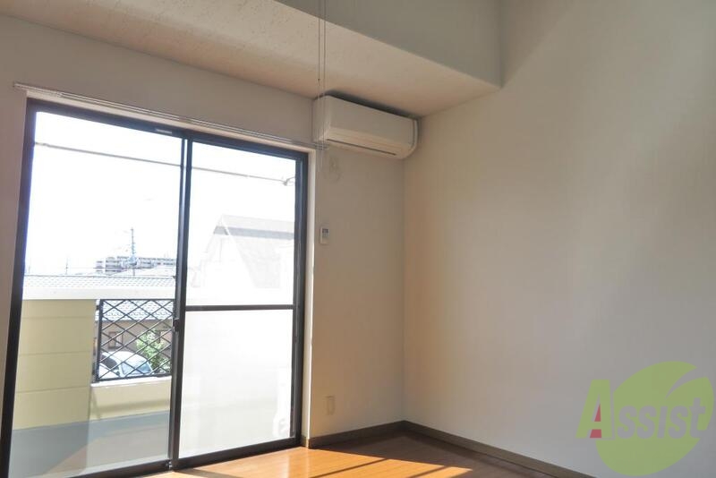 その他部屋・スペース　広々としたお部屋でゆったりと休むことが可能です。