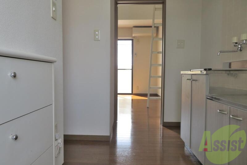 玄関　玄関から見た景色です。いかがでしょうか。