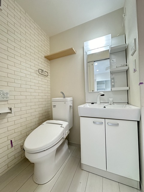 洗面設備　★同施工別建物の参考写真です★