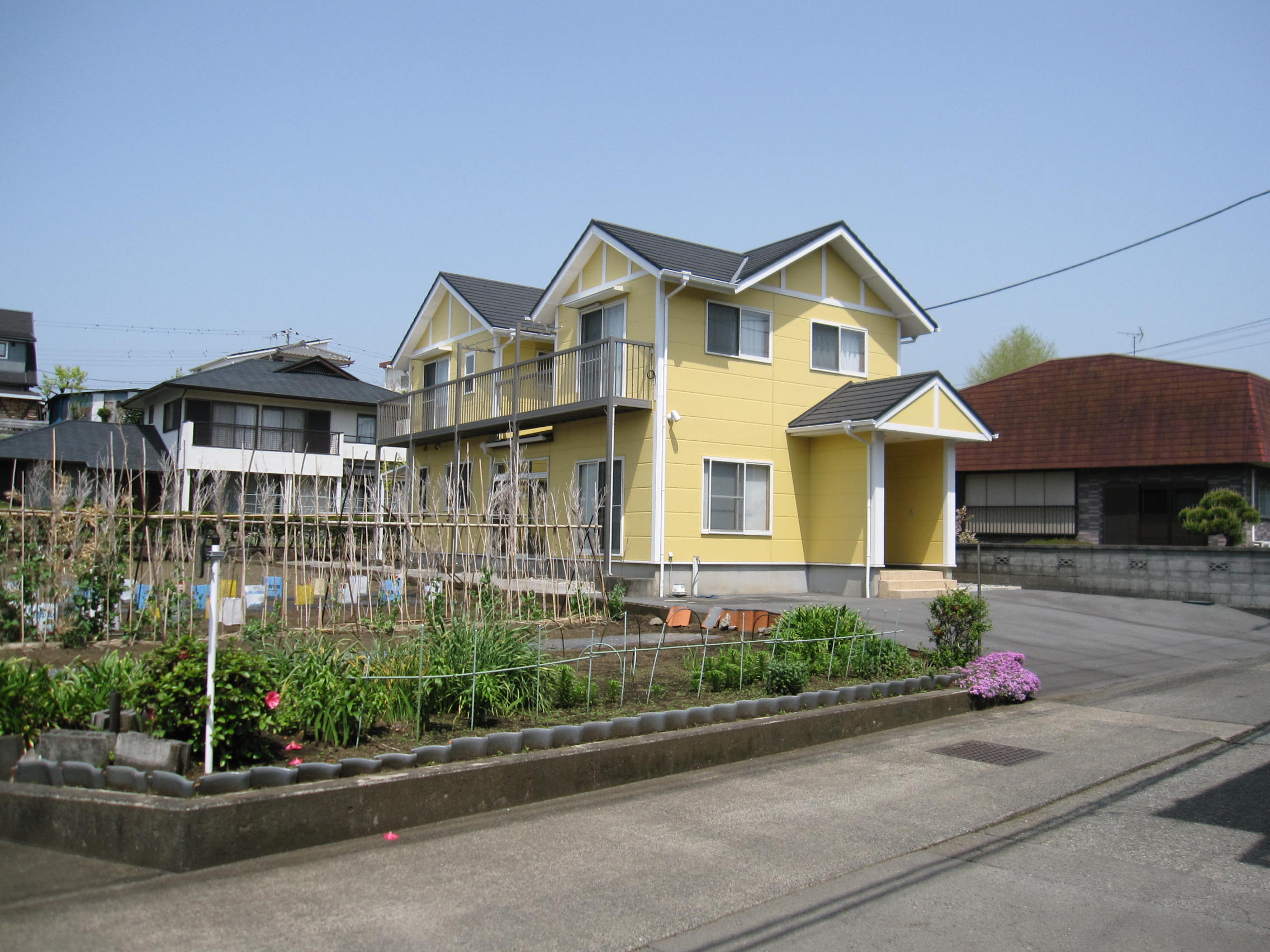 建物外観　日当たり良好です。