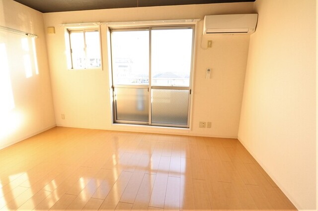 居室・リビング　洋室