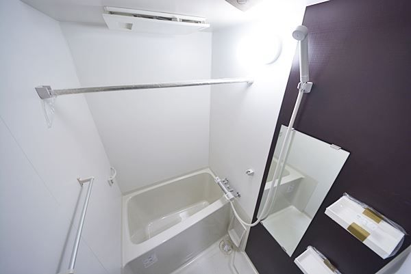 バス・シャワールーム　バス