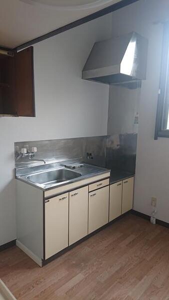 キッチン　同物件内参考画像