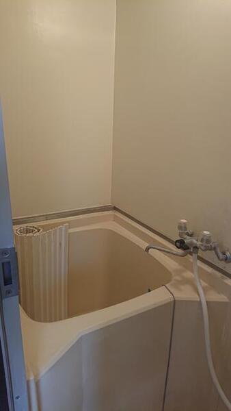 バス・シャワールーム　同物件内参考画像