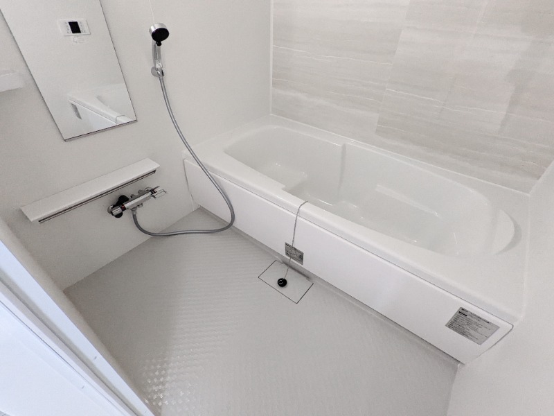 バス・シャワールーム　図面と現状に相違がある場合には現状を優先