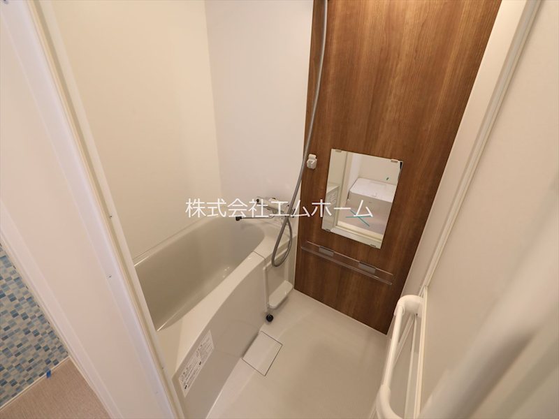 バス・シャワールーム　バスルーム　浴室暖房乾燥機付き