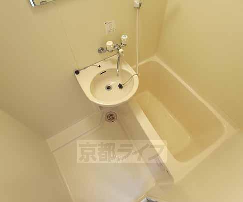 バス・シャワールーム　お風呂です。