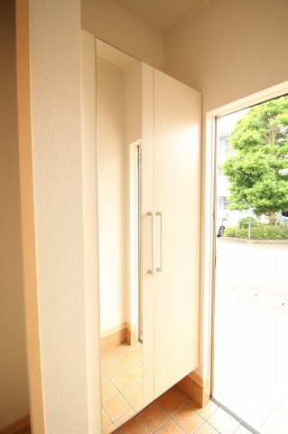 その他部屋・スペース　玄関収納です