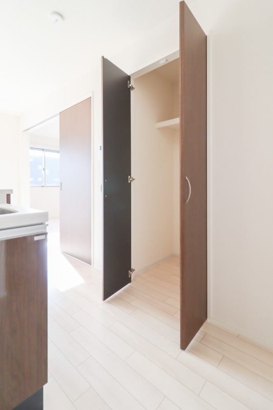 収納　図面と現状に相違がある場合には現状を優先