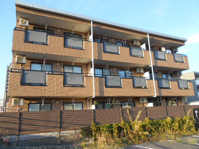 建物外観　バルコニー側を南南西方向より撮影